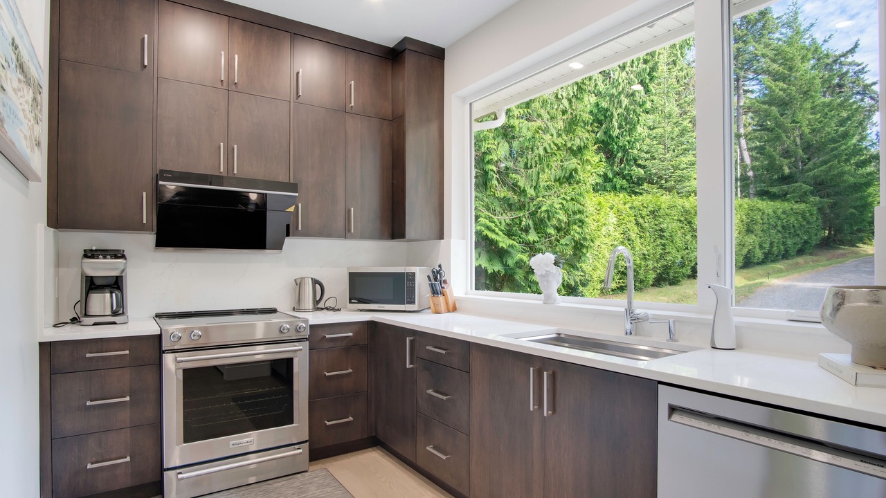 Photo of Kitchen in East Sooke