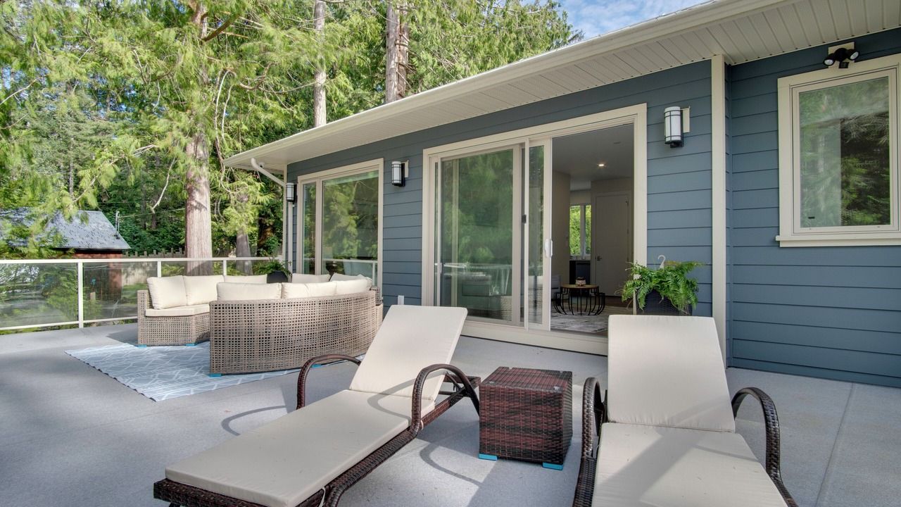 Photo of Patio Balcony in East Sooke