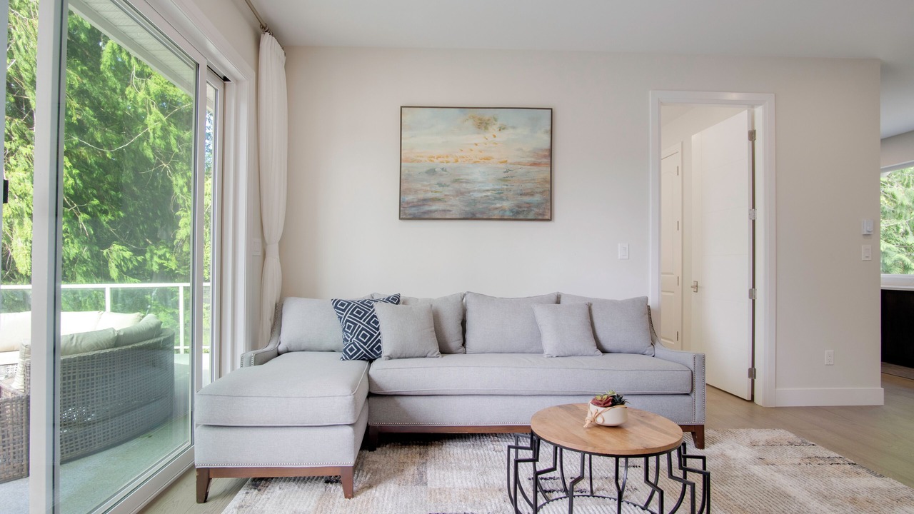 Photo of Livingroom in East Sooke