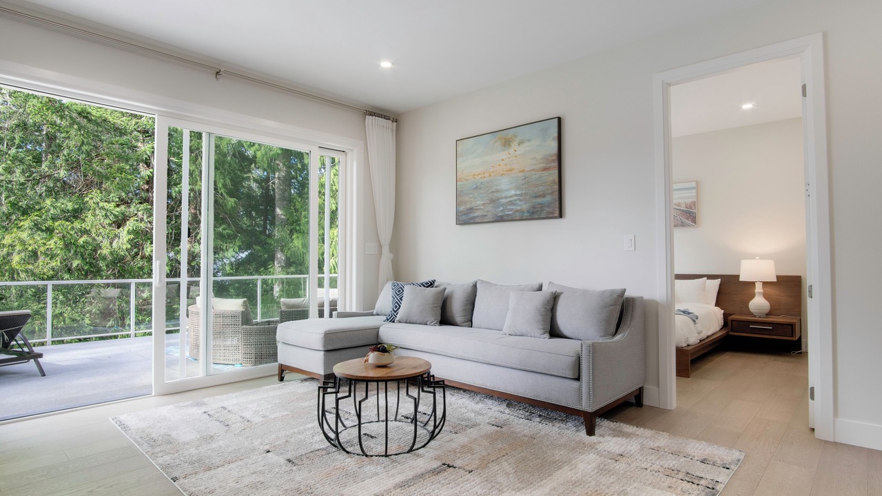 Photo of Livingroom in East Sooke