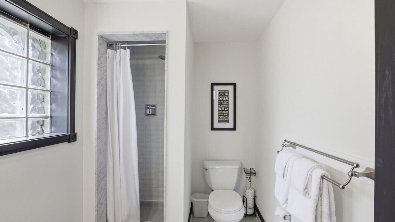 Photo of Bathroom in The Blue Mountains