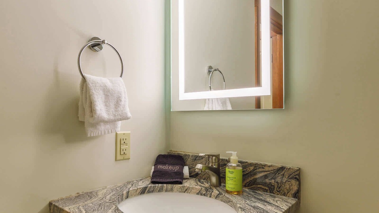 Photo of Bathroom in Canmore