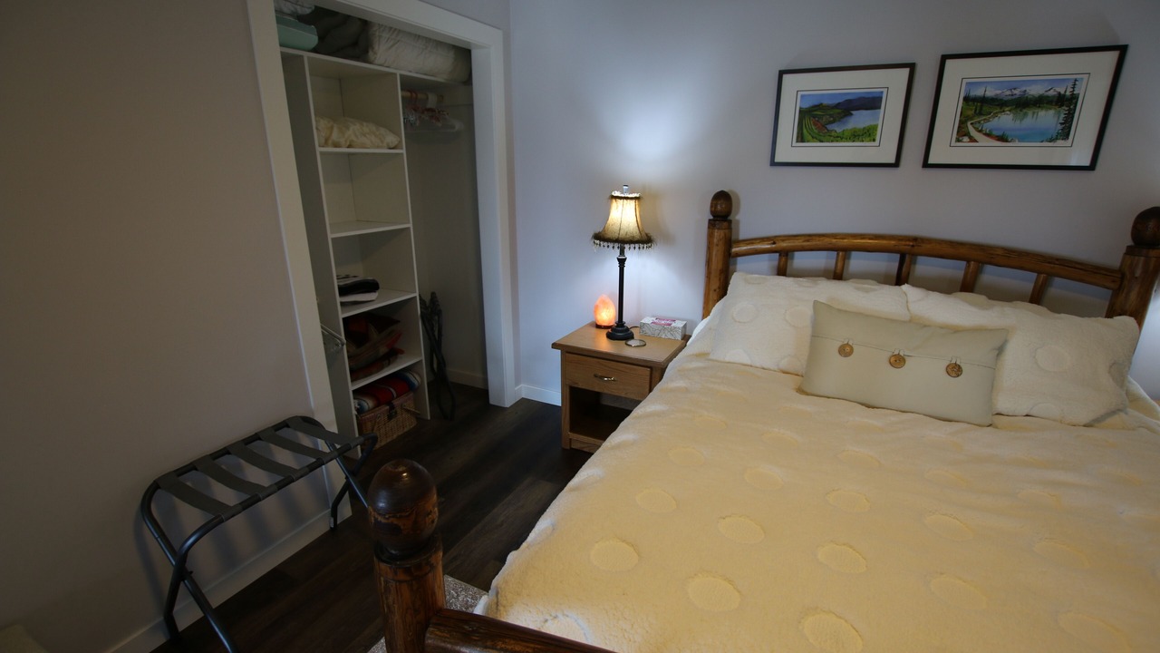 Photo of Bedroom in Okanagan-Similkameen