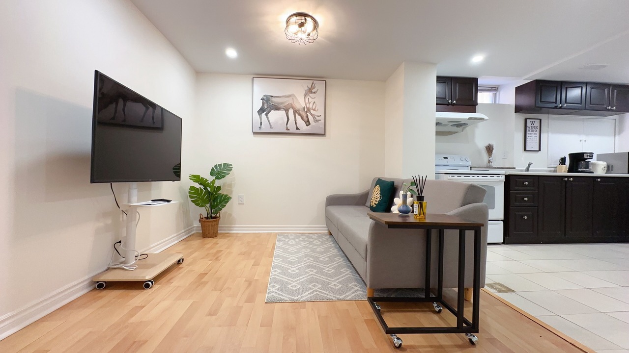 Photo of Livingroom in Unionville