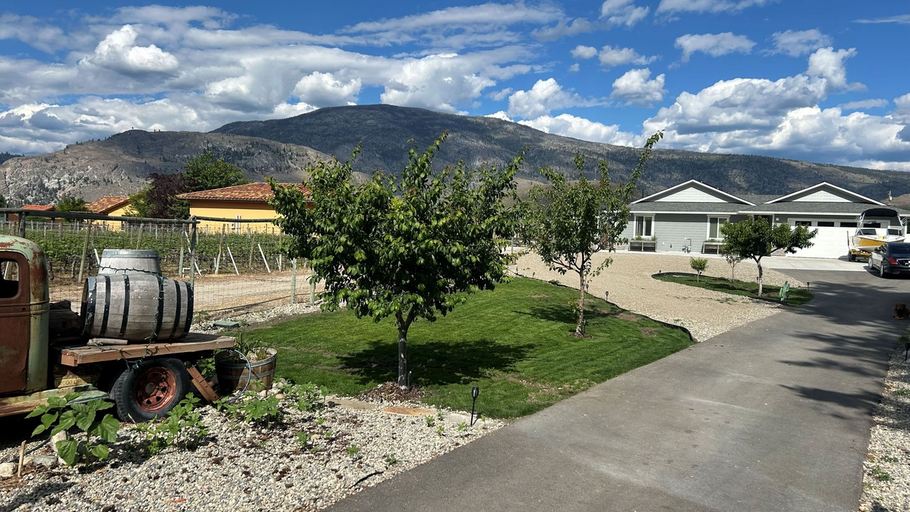 Photo of Outdoor in Oliver