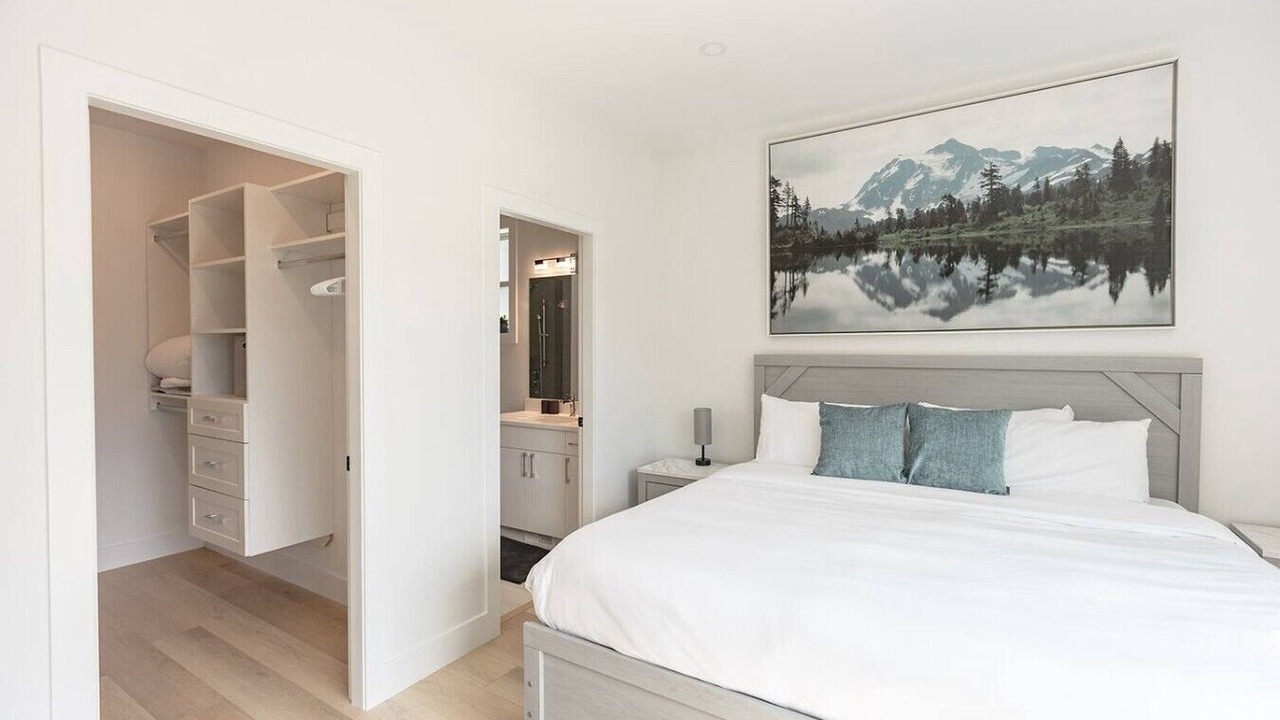 Photo of Bedroom in Youbou