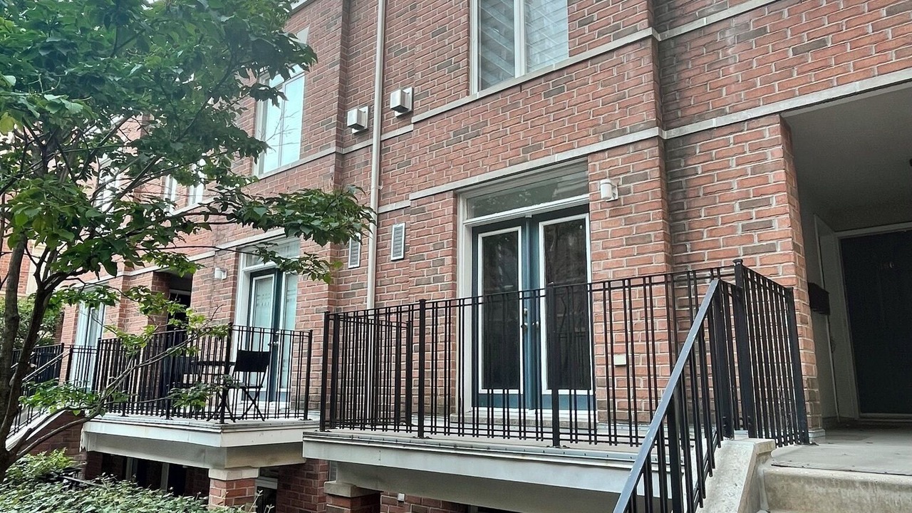 Photo of Outdoor in Downtown Toronto