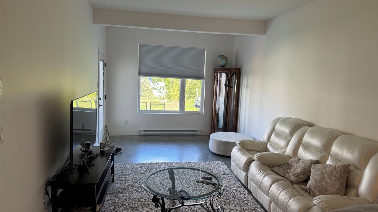 Photo of Livingroom in Sechelt