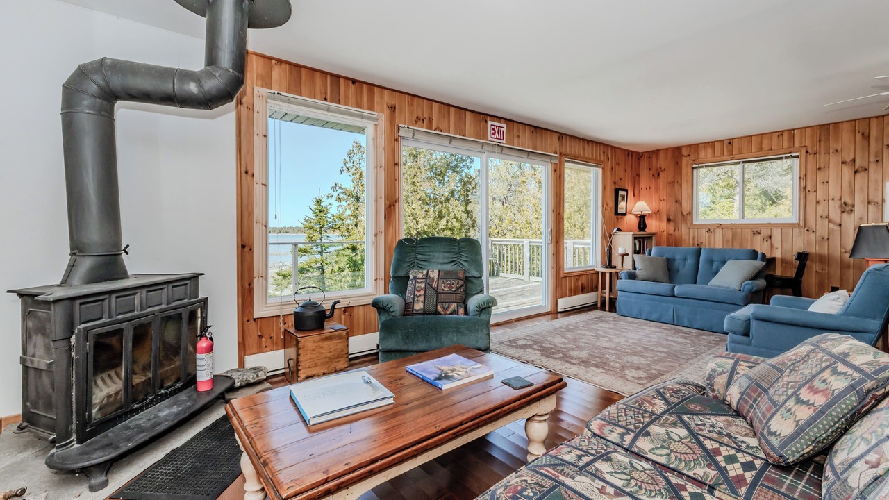 Photo of Bedroom in Northern Bruce Peninsula