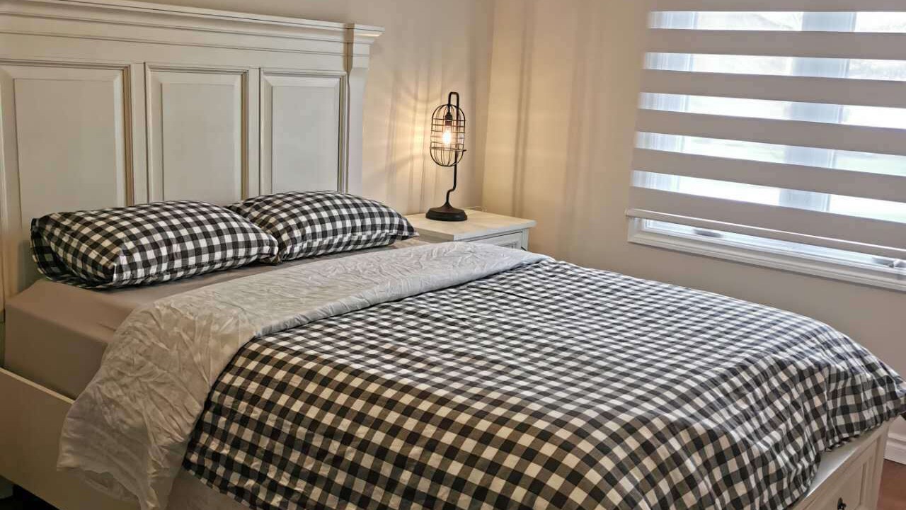 Photo of Bedroom in Bayview Woods - Steeles
