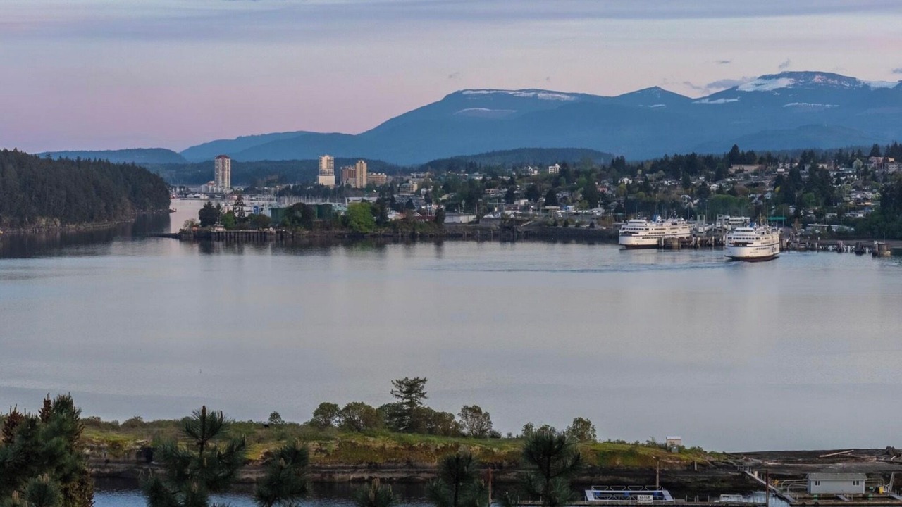 Photo of Others in Departure Bay