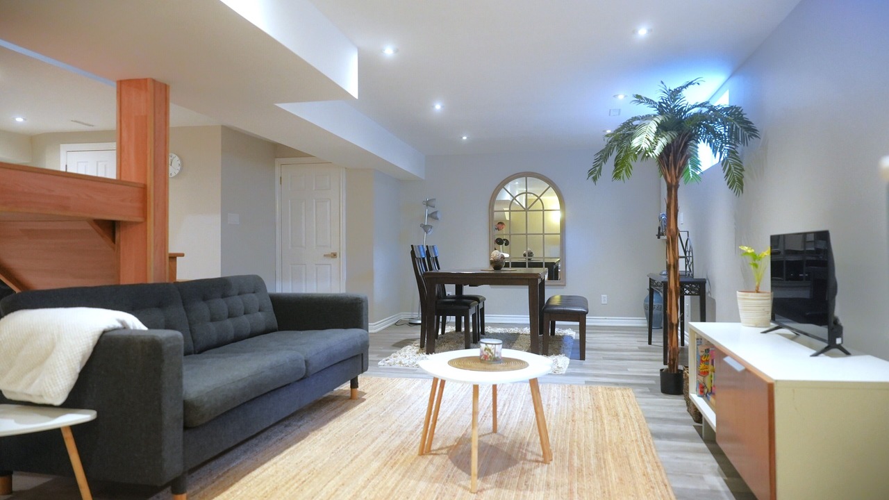 Photo of Livingroom in Clearview