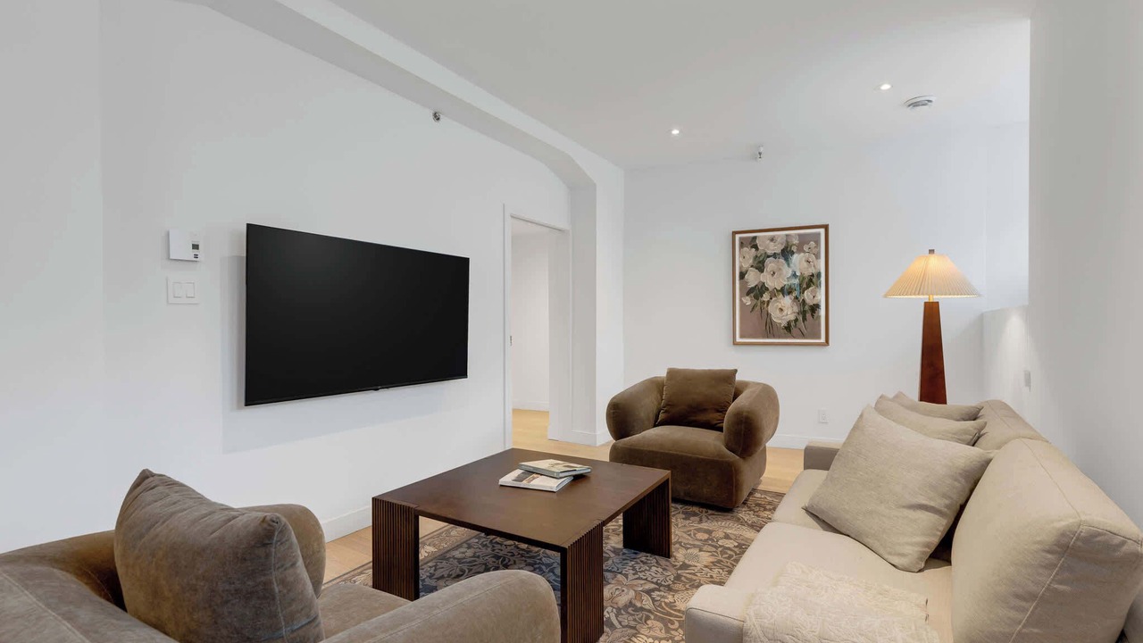 Photo of Livingroom in Chinatown