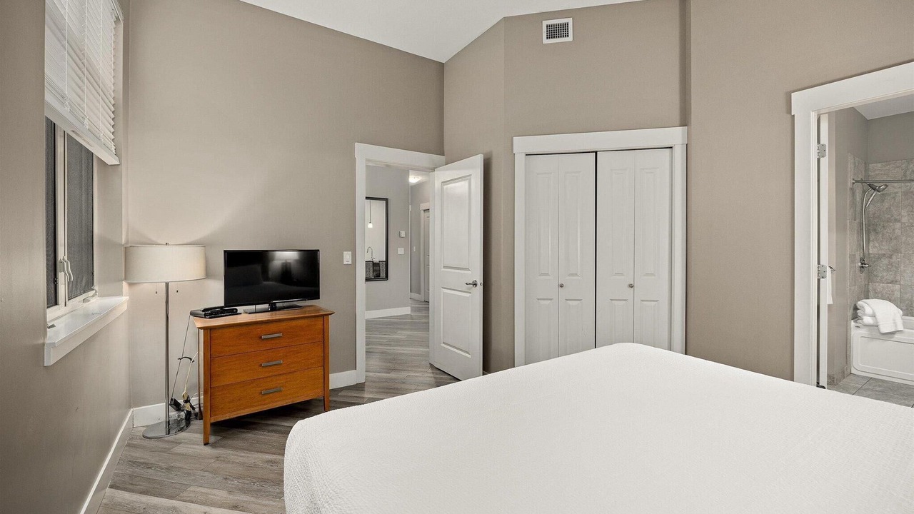 Photo of Bedroom in Westbank