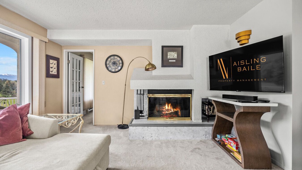 Photo of Livingroom in East Kootenay