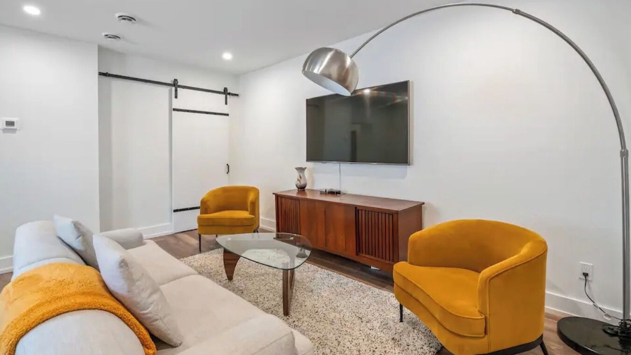 Photo of Livingroom in Old Town Historic District