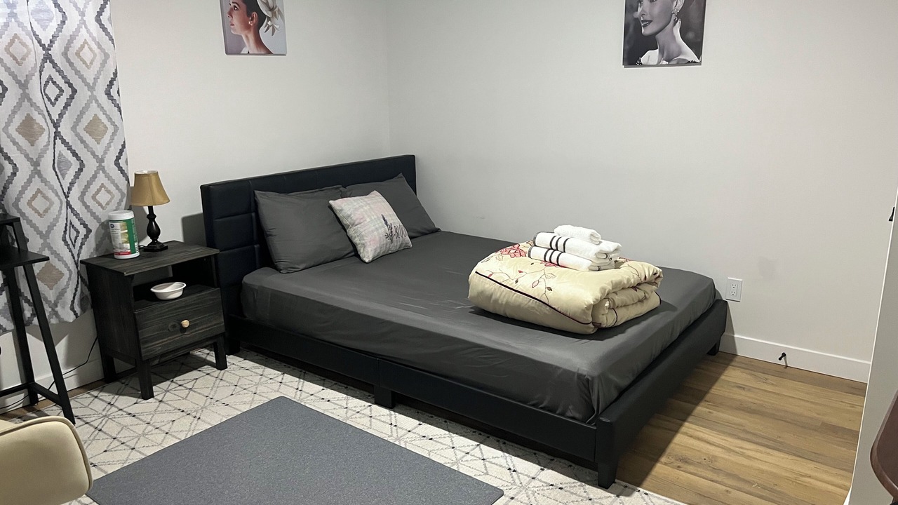 Photo of Bedroom in Chestermere