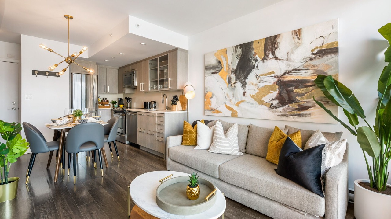 Photo of Livingroom in Downtown Eastside