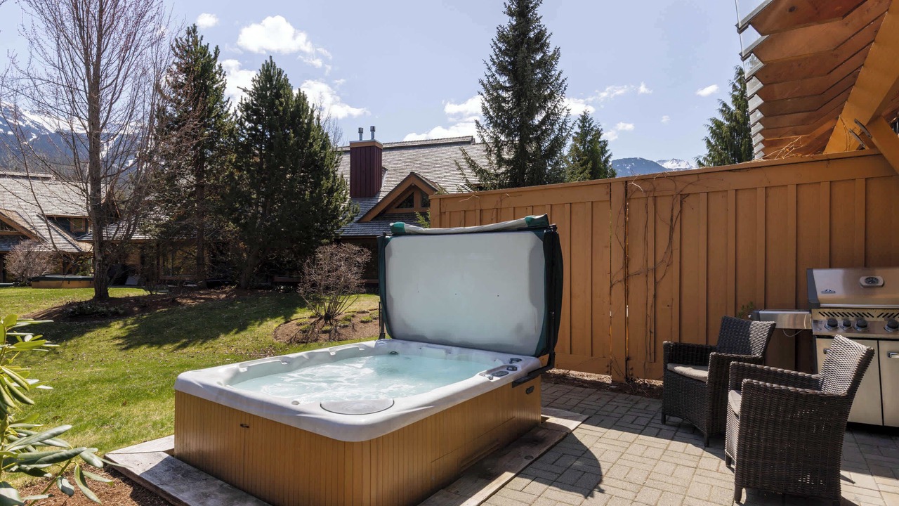 Photo of Outdoor in Village North
