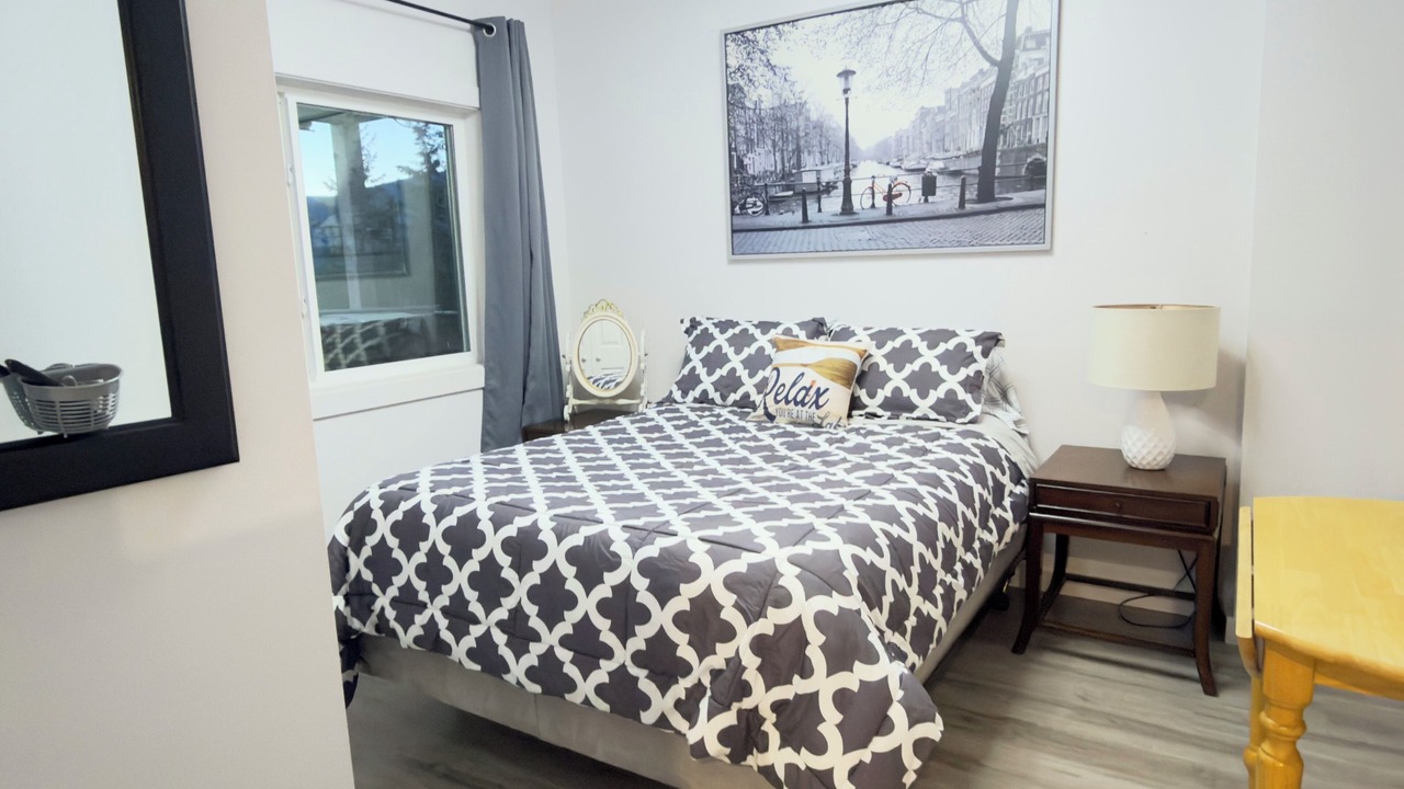 Photo of Bedroom in Eagle Bay