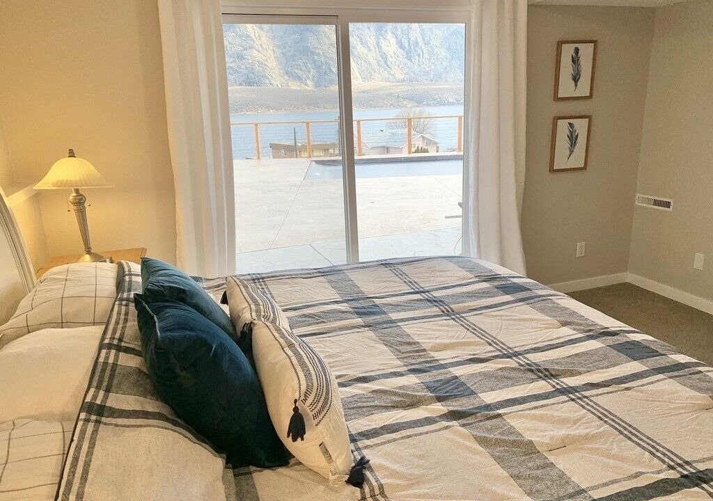 Photo of Bedroom in Osoyoos