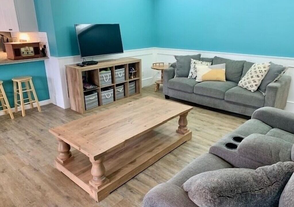 Photo of Livingroom in Osoyoos