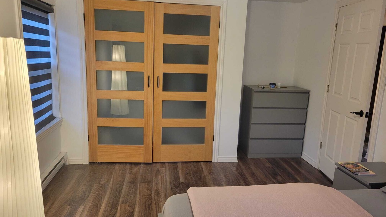 Photo of Bedroom in Pierrefonds-Roxboro