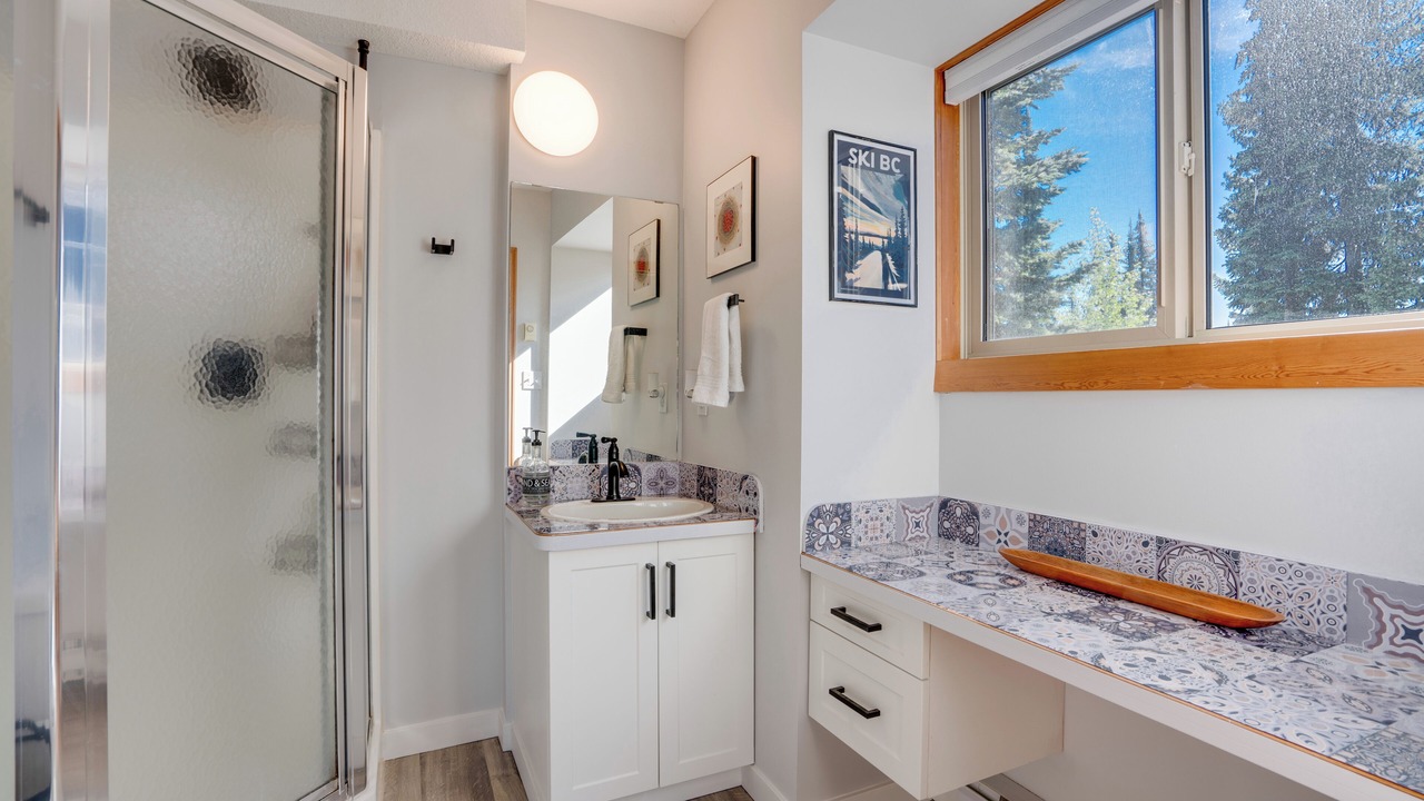 Photo of Bathroom in Silver Star Mountain