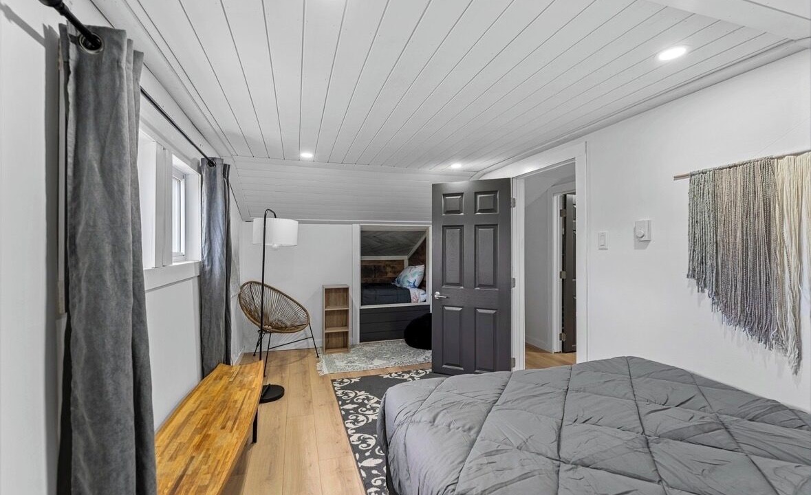 Photo of Bedroom in Pointe-du-Chene