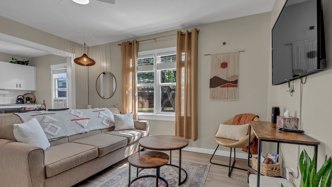 Photo of Bedroom in Okanagan-Similkameen