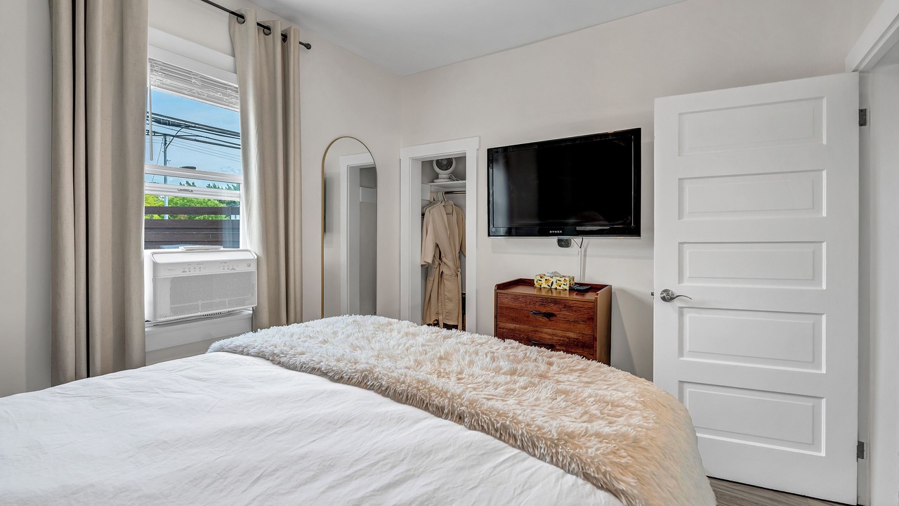 Photo of Bedroom in Okanagan-Similkameen