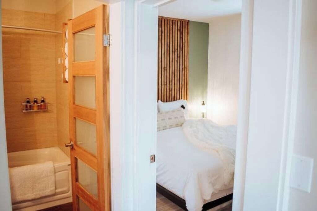Photo of Bathroom in Okanagan-Similkameen