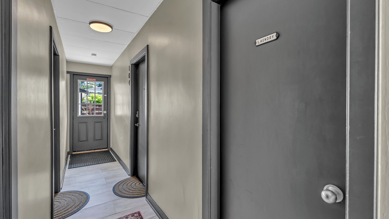 Photo of Bedroom in Okanagan-Similkameen