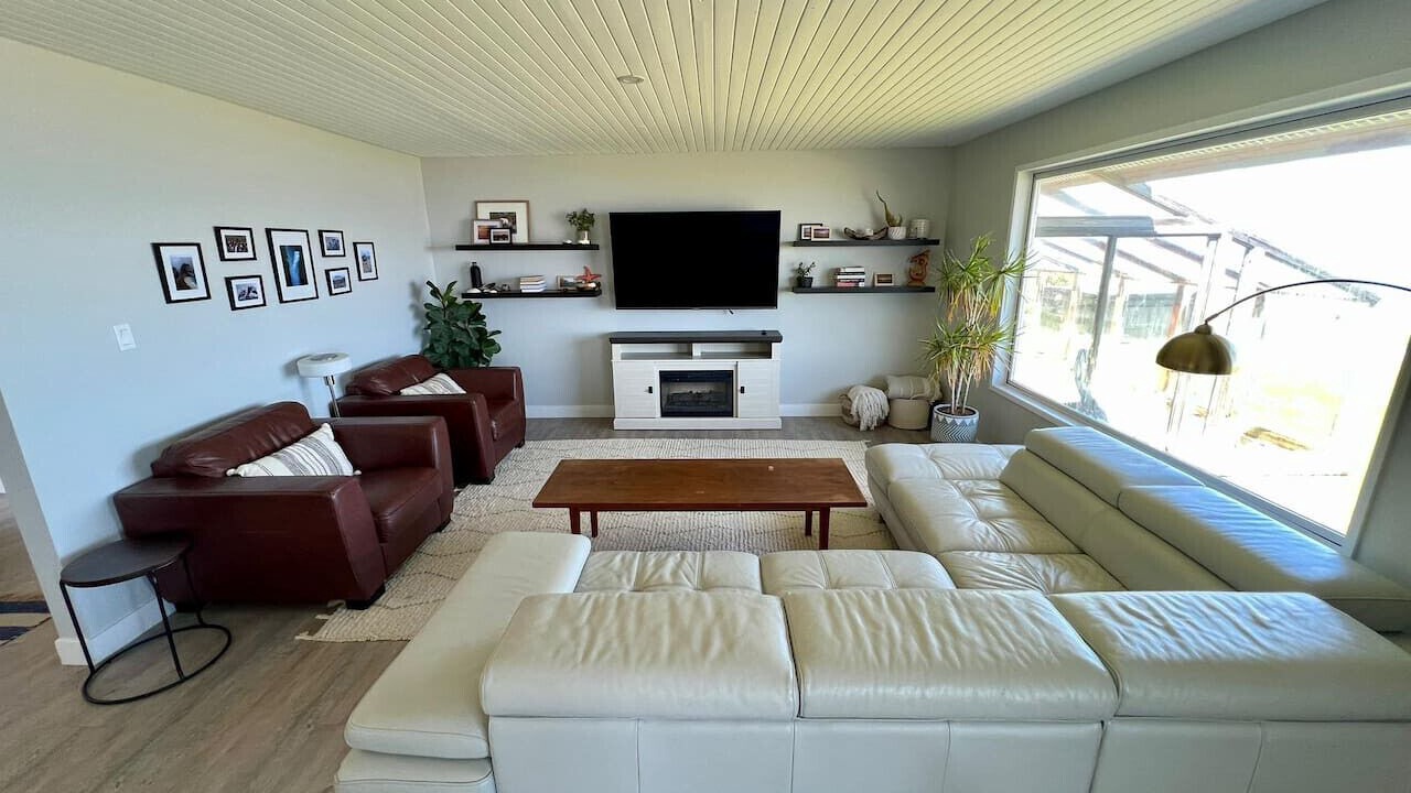 Photo of Livingroom in Campbell River