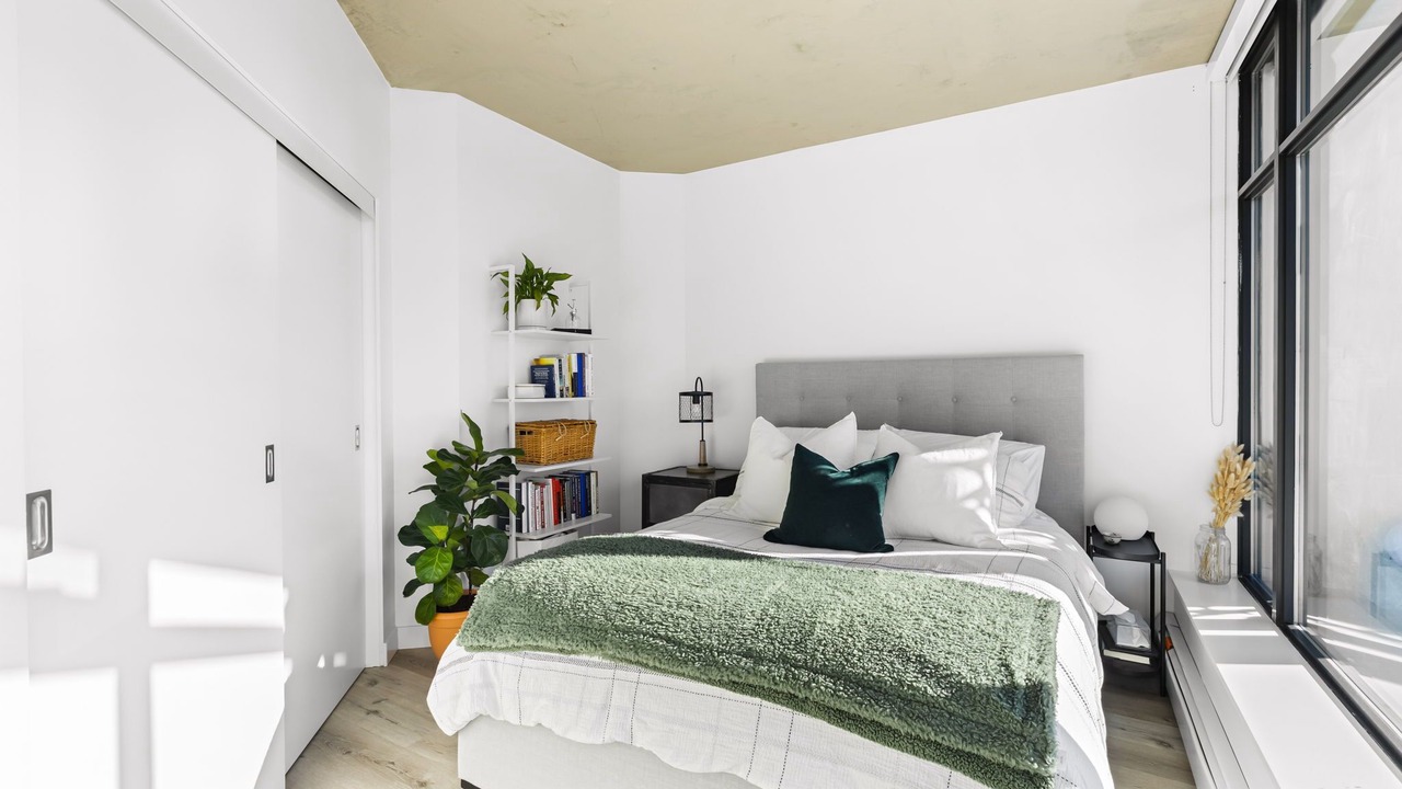 Photo of Bedroom in Crosstown