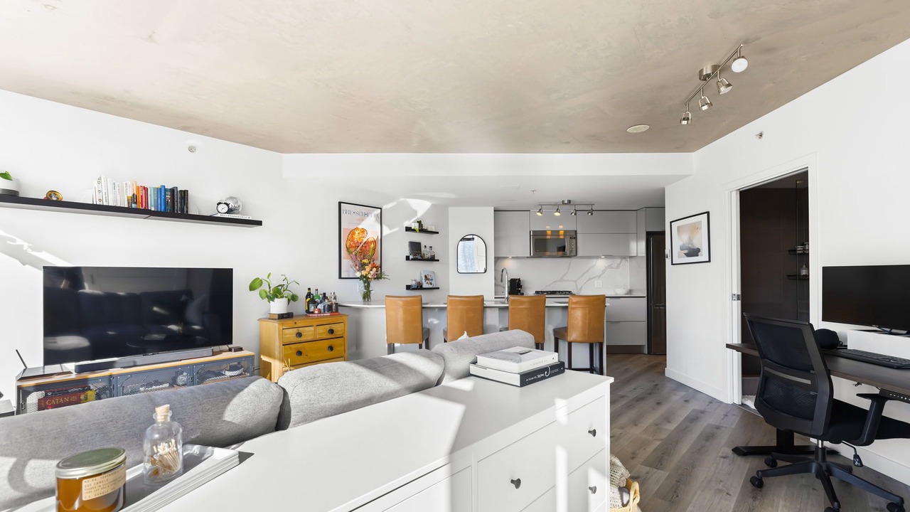 Photo of Livingroom in Crosstown