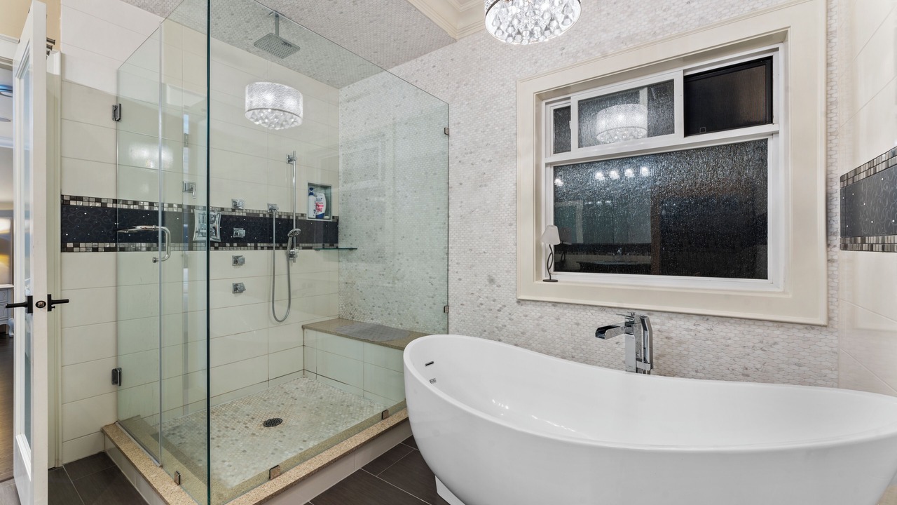 Photo of Bathroom in Queensborough