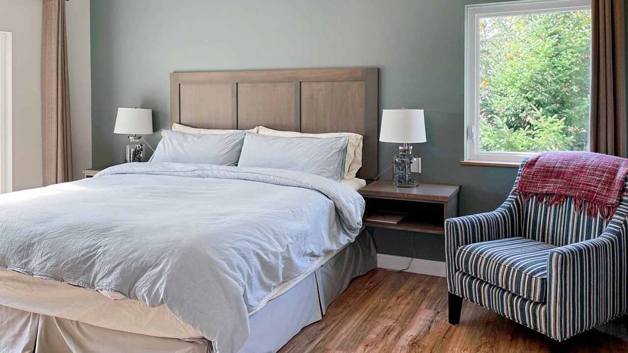 Photo of Bedroom in Campbell River