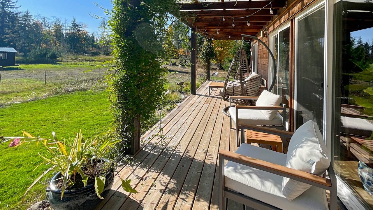 Photo of Patio Balcony in Campbell River