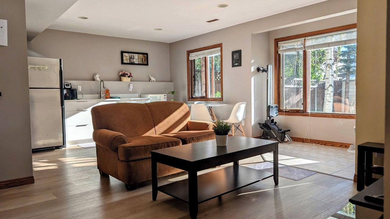 Photo of Livingroom in Northwest Calgary