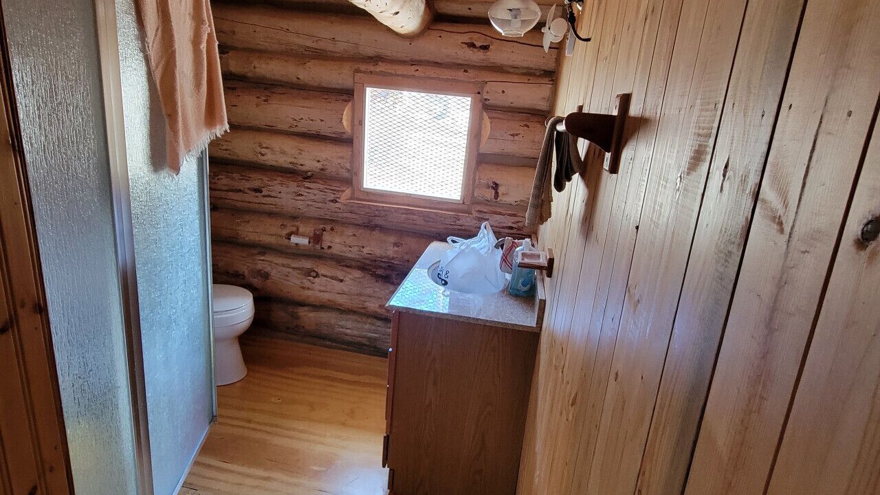 Photo of Bathroom in Buckinghorse River