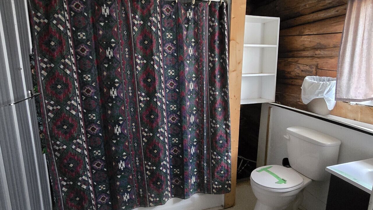 Photo of Bathroom in Buckinghorse River