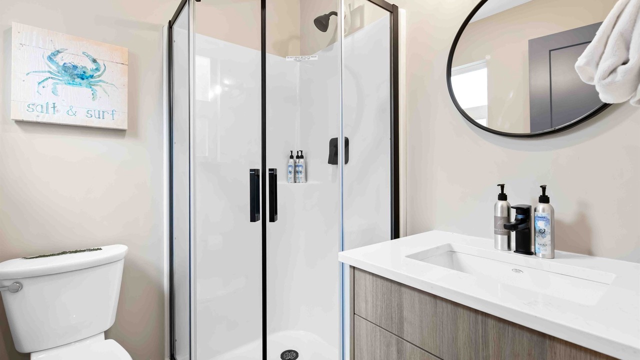 Photo of Bathroom in Ucluelet