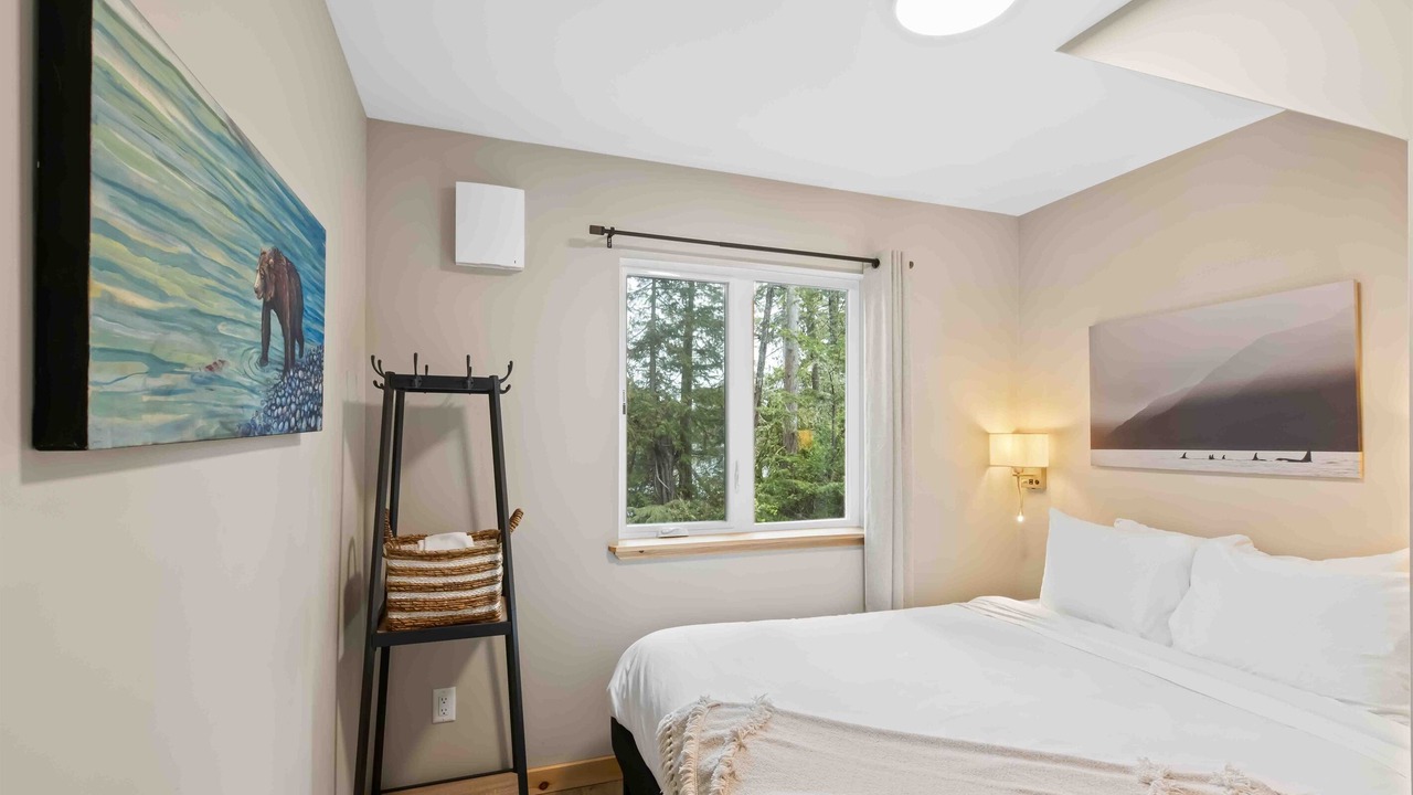 Photo of Bedroom in Ucluelet