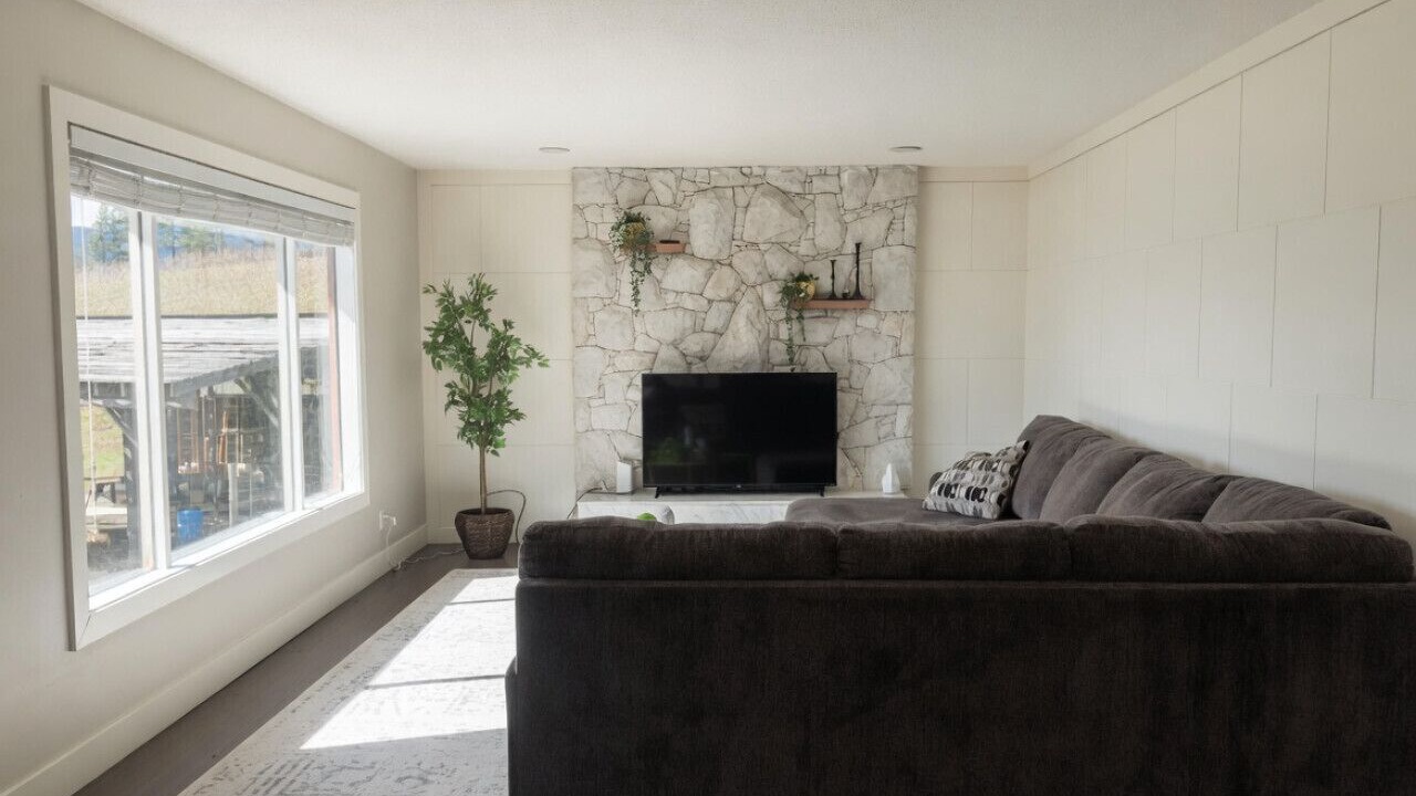 Photo of Livingroom in Creston