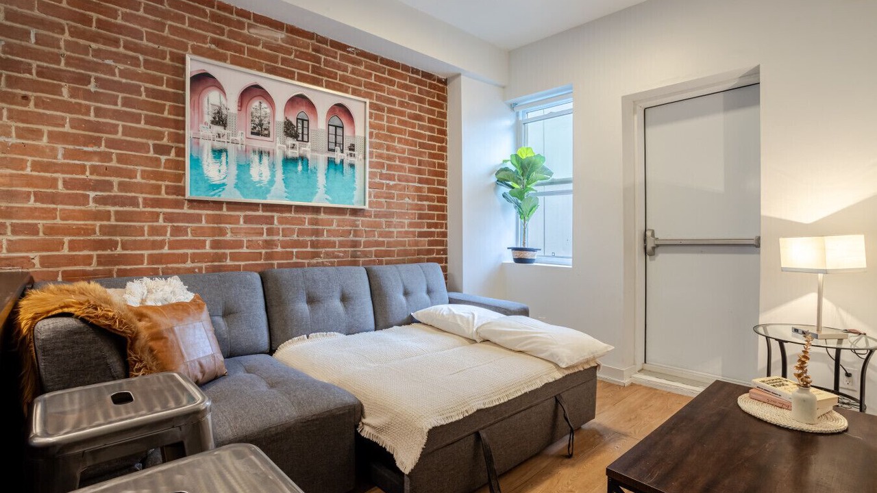 Photo of Livingroom in Downtown Montreal