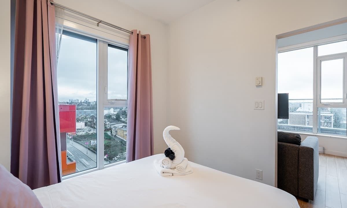 Photo of Bedroom in Downtown Eastside