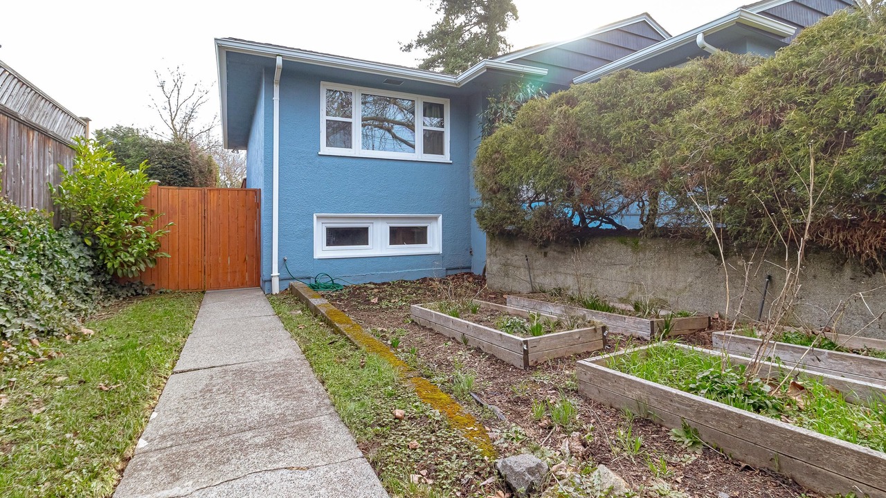 Photo of Outdoor in Victoria