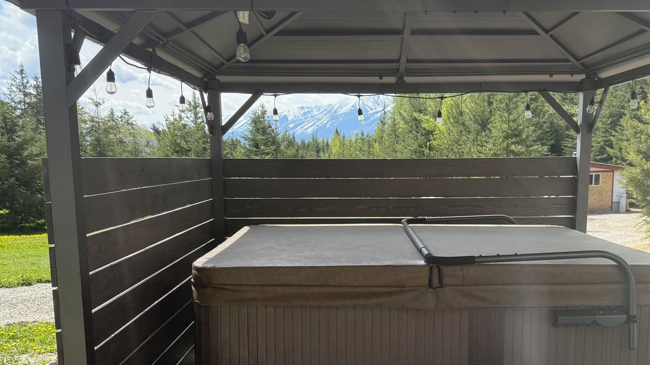 Photo of Outdoor in Golden