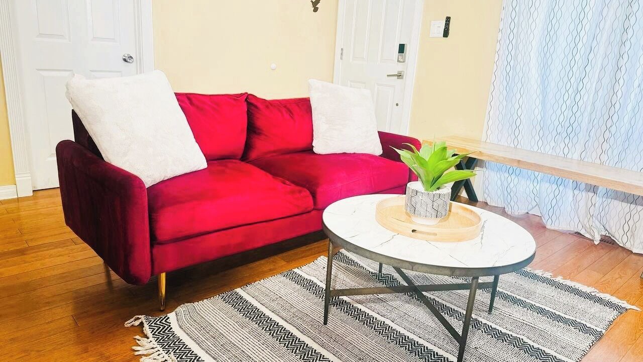 Photo of Livingroom in North Central Edmonton
